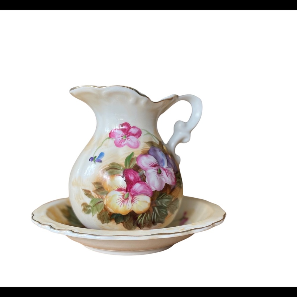 Lefton Pitcher and Bowl